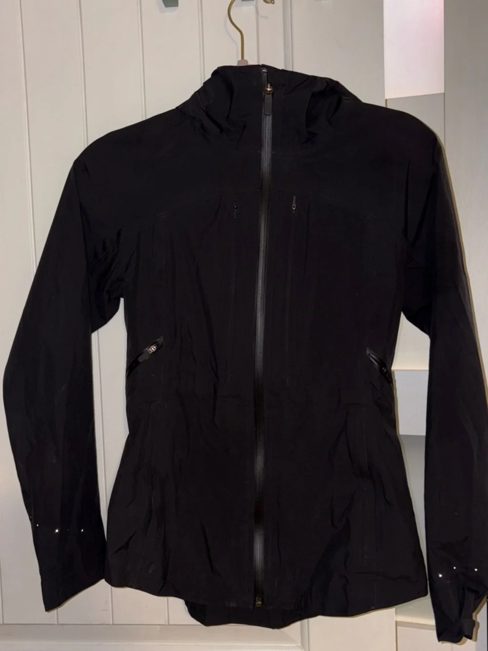 Lululemon Women’s Black Hooded Jacket